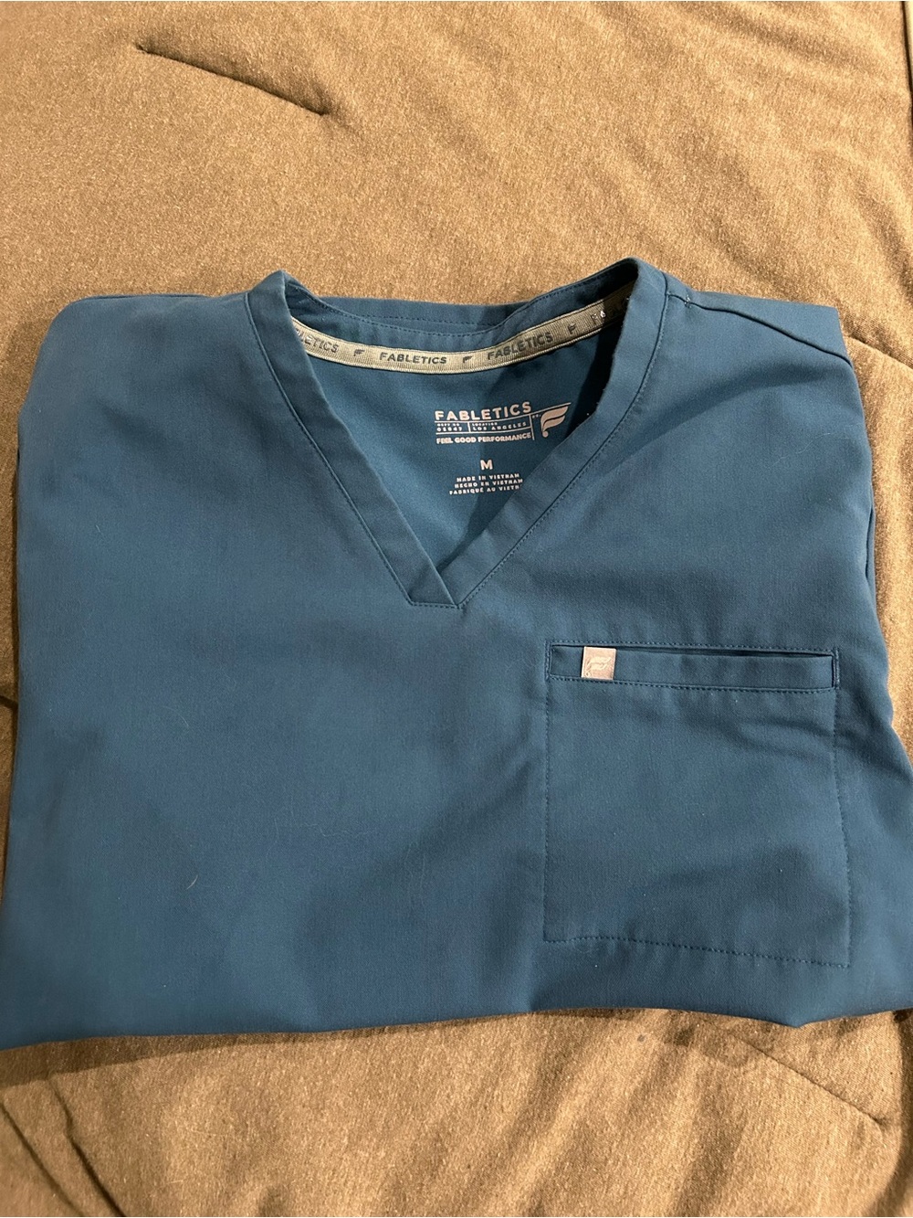 Fabletics Women's Scrub Set - Picture 2 of 4